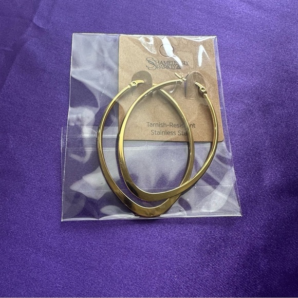 18K Gold Hoop Earrings – Hypoallergenic - Picture 3 of 8